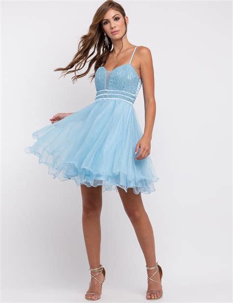 Vestido azul tiffany curto .